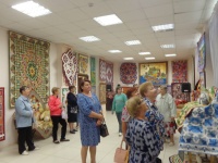 Выставка работ клуба "Лоскутная мозаика"