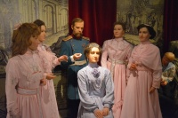 Виртуальная экскурсия в музей восковых фигур в Петропавловской крепости.